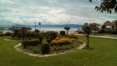 Photo of ФОТО-РЕПОРТАЖА: Охрид на стартот на главната туристичка сезона: волшебно убав – очајно празен!?