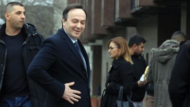 Photo of Мијалков- Христијане те фаќа паника и кажуваш прикаски