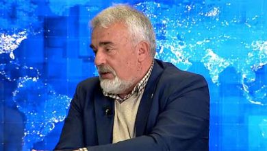 Photo of Д-р Пановски: седам на плажа во Охрид, освен келнерите, никој не носи маска