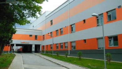 Photo of РЕПОРТАЖА – Д-р Горан Балески, директор на Општата болница во Охрид: Засега само двајца, „надворешни“ ковид-пациенти, но, вистинските „ефекти“ од илинденската туристичката наезда на Охрид, ќе се видат за 7 до 15 дена