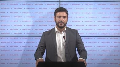 Photo of ВМРО-ДПМНЕ: Додека стотина илјади сметки се блокирани, 20 милиони евра ќе останат ненаплатени, луѓе од власта знаеле дека банката пропаѓа и пред време извадиле илјадници евра