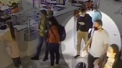 Photo of (Видео) Снимка од аеродромот покажува кој му го донел затруениот пијалак на Навални?