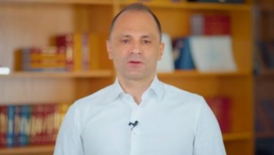 Photo of Филипче на итна средба со членовите на Комисијата за заразни болести,