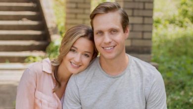 Photo of Трудница нурнала во океанот за да го спаси сопругот од ајкулата