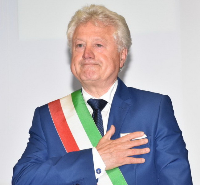 Ventimiglia: "Dove eravamo rimasti", apre in questo modo la sua nuova legislatura il neo Sindaco Gaetano Scullino (Foto) - Sanremonews.it