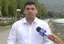 Photo of Пецаков вели дека случајно се сретнал и седнал со Црвенковски во полниот ресторан