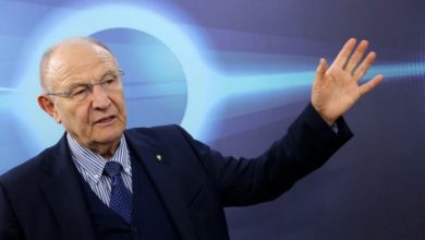 Photo of Топалов: Љубчо Георгиевски да им ги отвори очите на своите сограѓани, а не…