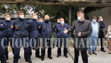 Photo of (ФОТО+ВИДЕО) Шилегов се искара со пожарникарите: Ако си заминете ќе примиме нови!  Нема законски услови сега да ви се покачи платата