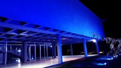 Photo of Музејот на современата уметност – Скопје блесна во сина боја во чест на Денот на детето