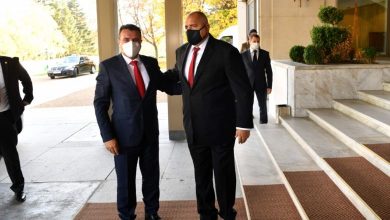 Photo of Заев пречекан од Борисов во Софија, заедно ќе претседаваат со Самитот на Берлинскиот процес