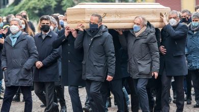 Photo of Илјадници луѓе на последното испраќање на Паоло Роси