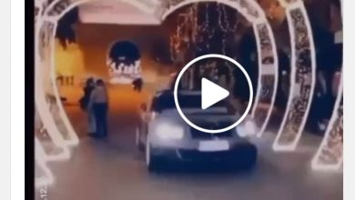 Photo of ВИДЕО: Со „Бентли“ влета низ украсите на скопскиот плоштад, луѓе бегаа…