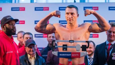 Photo of Владимир Кличко и Флојд Мејведер јуниор во боксерската „Куќа на славните“ 