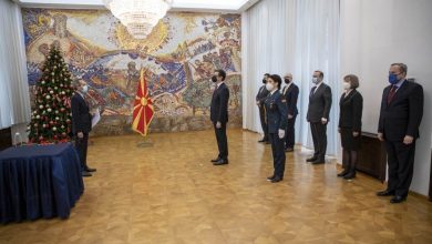 Photo of “Грција е подготвена да ја поддржи С. Македонија во процесот на пристапување кон ЕУ” – Пендаровски ги прими акредитивите на новоименуваниот грчки амбасадор, Русос Кундурос
