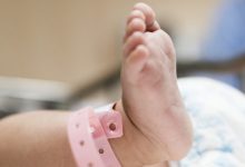 Photo of Алиу: Формирана е стручна Комисија за случајот со починатото новороденче на ГАК, да ги причекаме резултатите и од обдукцијата декември 19, 2025 13:05