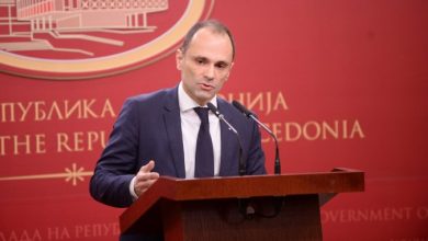 Photo of Филипче: Со кинескиот амбасадор Ѕуо разговаравме да се забрза процесот за испорака на 200.000 вакцини од „Синофарм“