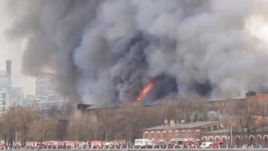 Photo of Руски пожарникари веќе 24 часа се борат со пожар во фабрика во Санкт Петерсбург