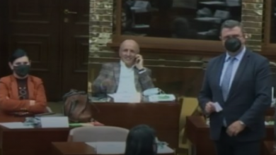 Photo of (Видео) Театар во Собрание: Пратеници се бркаа за микрофонот, Џафери бараше обезбедување