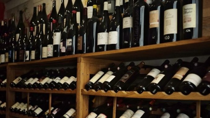 vino-780x470.jpg Европол и Интерпол кај хрватски производители на вино и со хрватски етикети открија вино од С.Македонија, Италија и Чиле - МИА