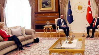 Photo of ВИДЕО: Фон дер Лајен изненадена од протоколот кај Ердоган – немаше кај да седне