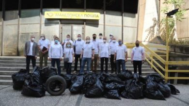 Photo of Амбасадорите на ЕУ и министерот Нуредини во акција за чистење