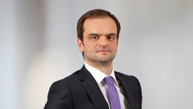 Photo of Како да се (дис)квалификува насилник, а да се оквалификува 27 април?