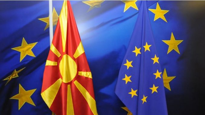 eu_makedonija_znaminja_01