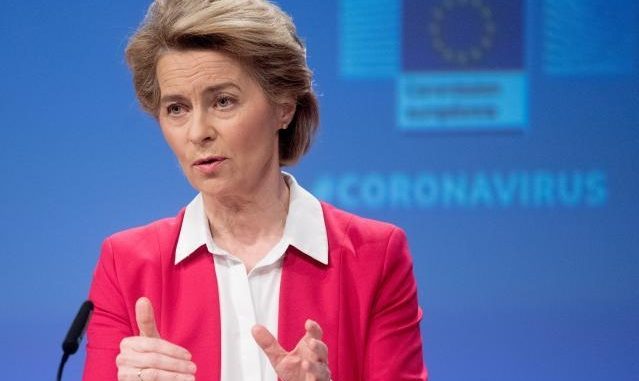 Ursula-fon-der-La-en-1.jpg Фон дер Лајен: Ќе најдеме паметни решенија за летните одмори - МИА