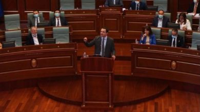Photo of Курти до опозицијата: Не знаете да критикувате, можам да ви помогнам со идеи