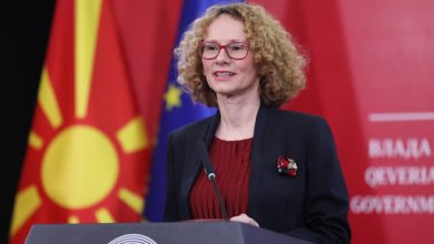Photo of Шекеринска: ВМРО-ДПМНЕ да покаже дека ја цени Армијата и да ги повлече амандманите