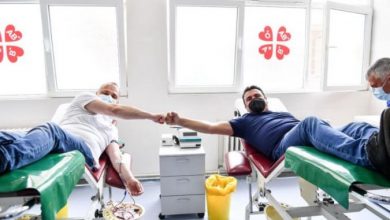 Photo of Заев и Филипче даруваа крв по повод Денот на трудот – 1 Мај