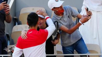 Photo of Се огласи таткото на малиот Том кој доби рекет од Ѓоковиќ и откри што се случувало