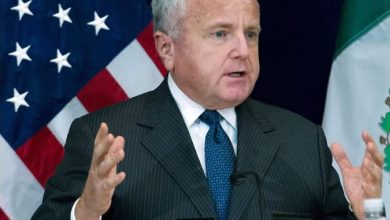 Photo of Американскиот амбасадор во Русија, Џон Саливан, денеска се врати во Москва