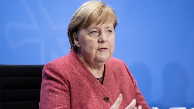 Merkel-3.jpg