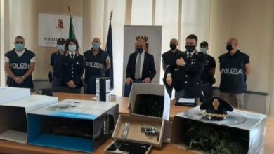Photo of Во Италија запленети 650 килограми марихуана и уапсени Албанци кои ја одгледувале во пластеници