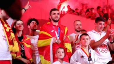 Photo of Георгиевски од скопскиот плоштад: Ветивме медал, донесовме сребро, верувам дека следниот ќе биде златен