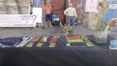 Photo of Околу 200 уметници одбиваат да ја застапуваат Белгија во странство поради мигрантите без документи