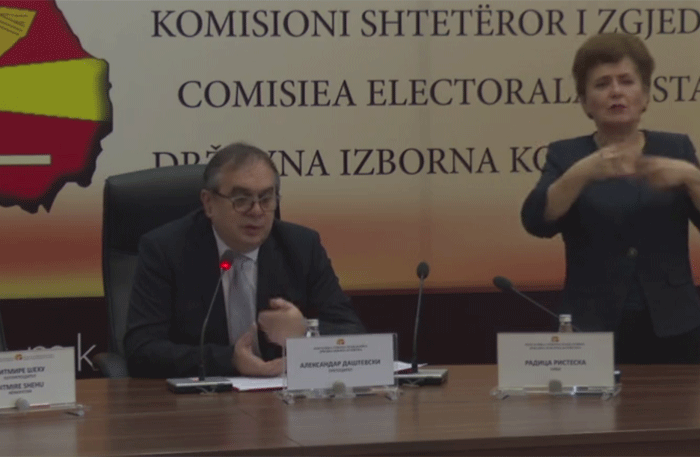 Photo of Даштевски: Гласањето помина мирно, излезноста во дијаспората до 17 часот околу 50 отсто