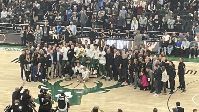 Photo of Кошаркарите на Милвоки на 8 ноември на прием во Белата куќа