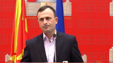 Photo of Митрески: Македонскиот јазик ќе ечи и во ЕУ