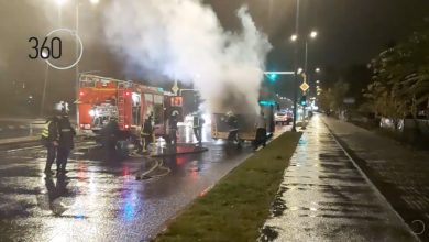 Photo of (ВИДЕО) Се запали двокатен автобус на ЈСП, пожарот бргу беше изгаснат