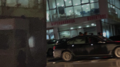 Photo of ВИДЕО: Синот Јордан и обезбедувањето го чекаа Мијалков пред затворот во Шутка