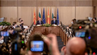 Photo of Малески: Двете влади прават многу вредна работа