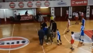 Photo of Родител тргна да тепа дете на сред  кошаркарски натпревар (ВИДЕО)
