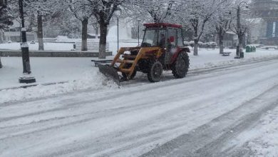 Photo of ГАЛЕРИЈА+ВИДЕО: Поради снег забрана за тешки товарни возила на неколку правци