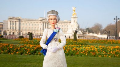 Photo of Барбика во чест на британската кралица и платинестиот јубилеј