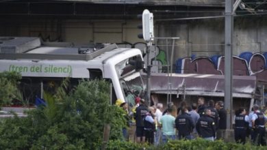Photo of Во судар на возови кај Барселона еден загинат и 85 повредени патници
