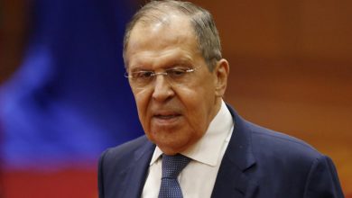 Photo of Комерсант: Лавров не доаѓа во Истанбул