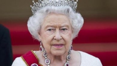 Photo of Со каков накит ќе биде погребана Кралицата?