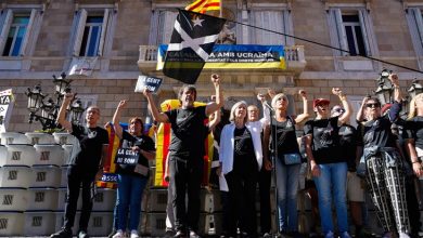 Photo of Каталонците излегоа на демонстрации на петгодишнината од референдумот за независност
